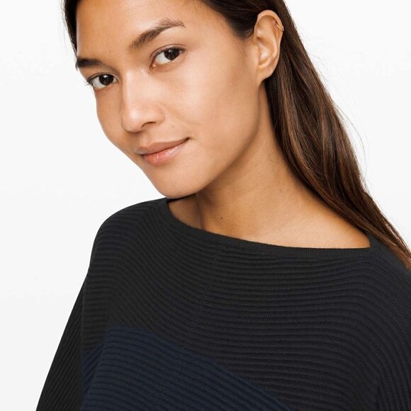 EUC Lululemon | It All Lines Up Poncho One Size - Picture 4 of 8